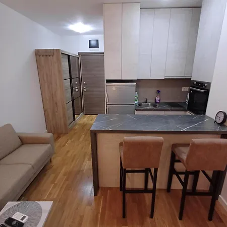 Ventura Lux * Podgorica