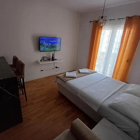 Ventura Lux