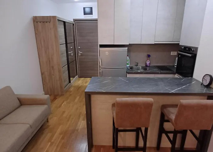 Ventura Lux * Podgorica